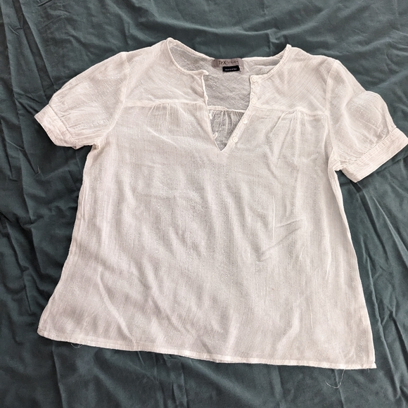 Tex by Max Azria Silver Threaded Top - Picture 1 of 10